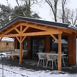 Luxe Houten Wellness Boshuisje Met Sauna Дом отдыха Meijel