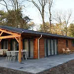 Luxe Houten Wellness Boshuisje Met Sauna *