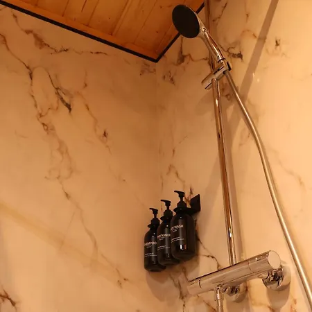 Luxe Houten Wellness Boshuisje Met Sauna Vakantiehuis *